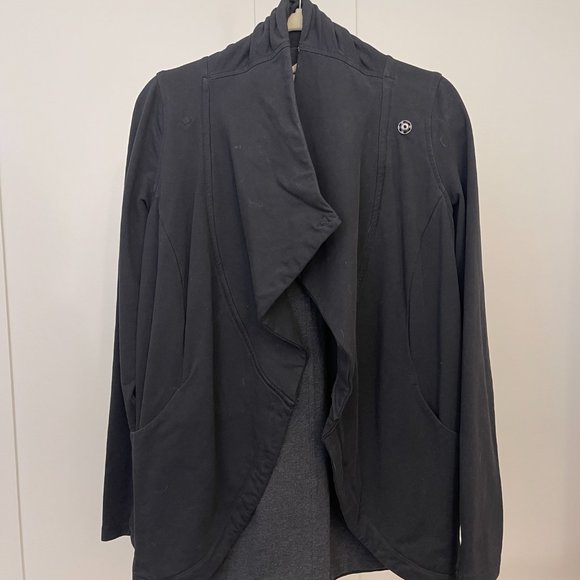 Lululemon That's a Wrap Jacket, Black, Size 4 - Picture 13 of 15